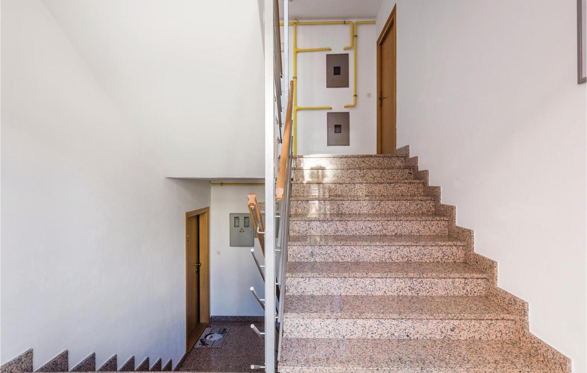 Nice Apartment In Rijeka With Wifi Ngoại thất bức ảnh