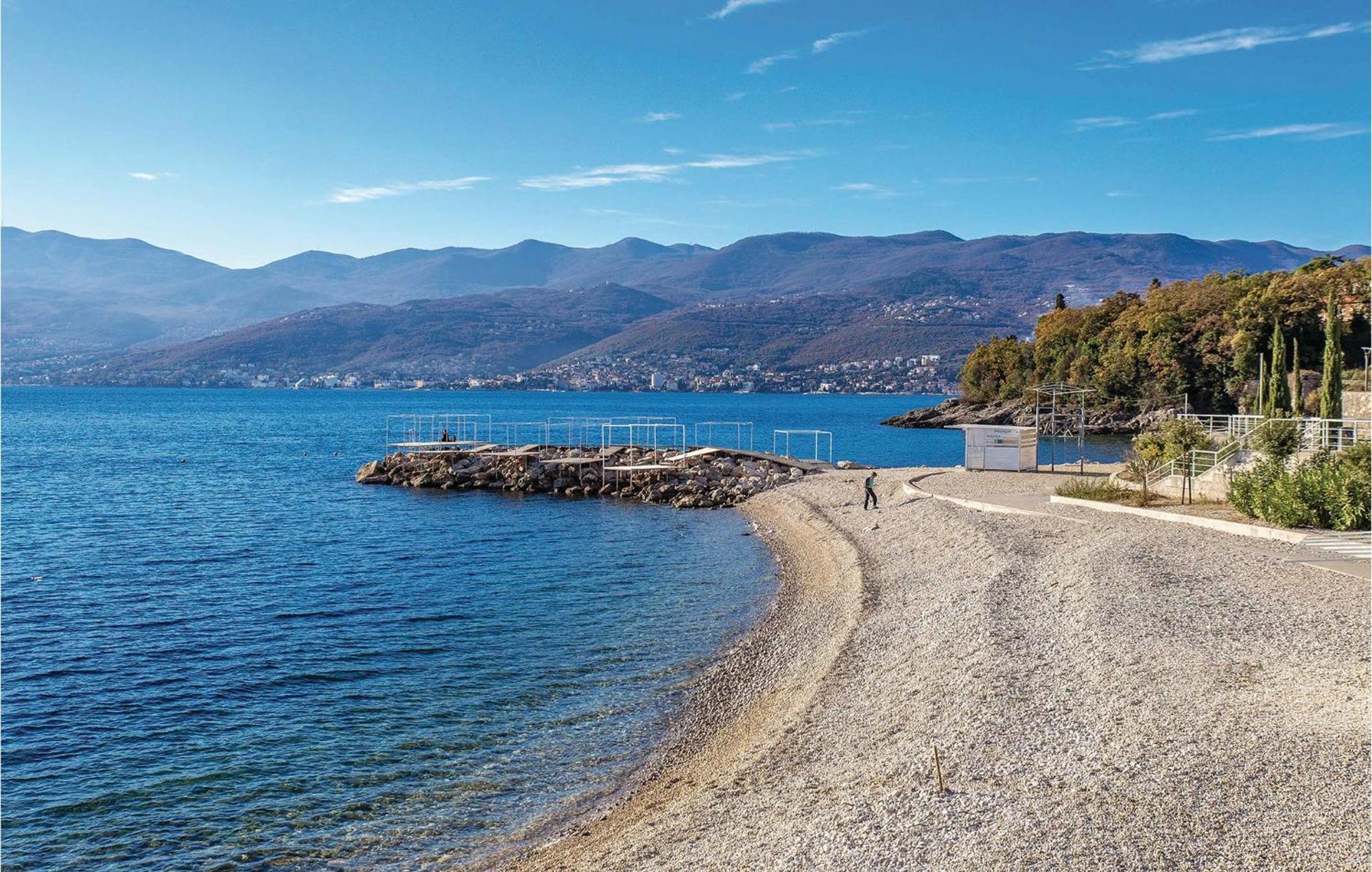 Nice Apartment In Rijeka With Wifi Ngoại thất bức ảnh